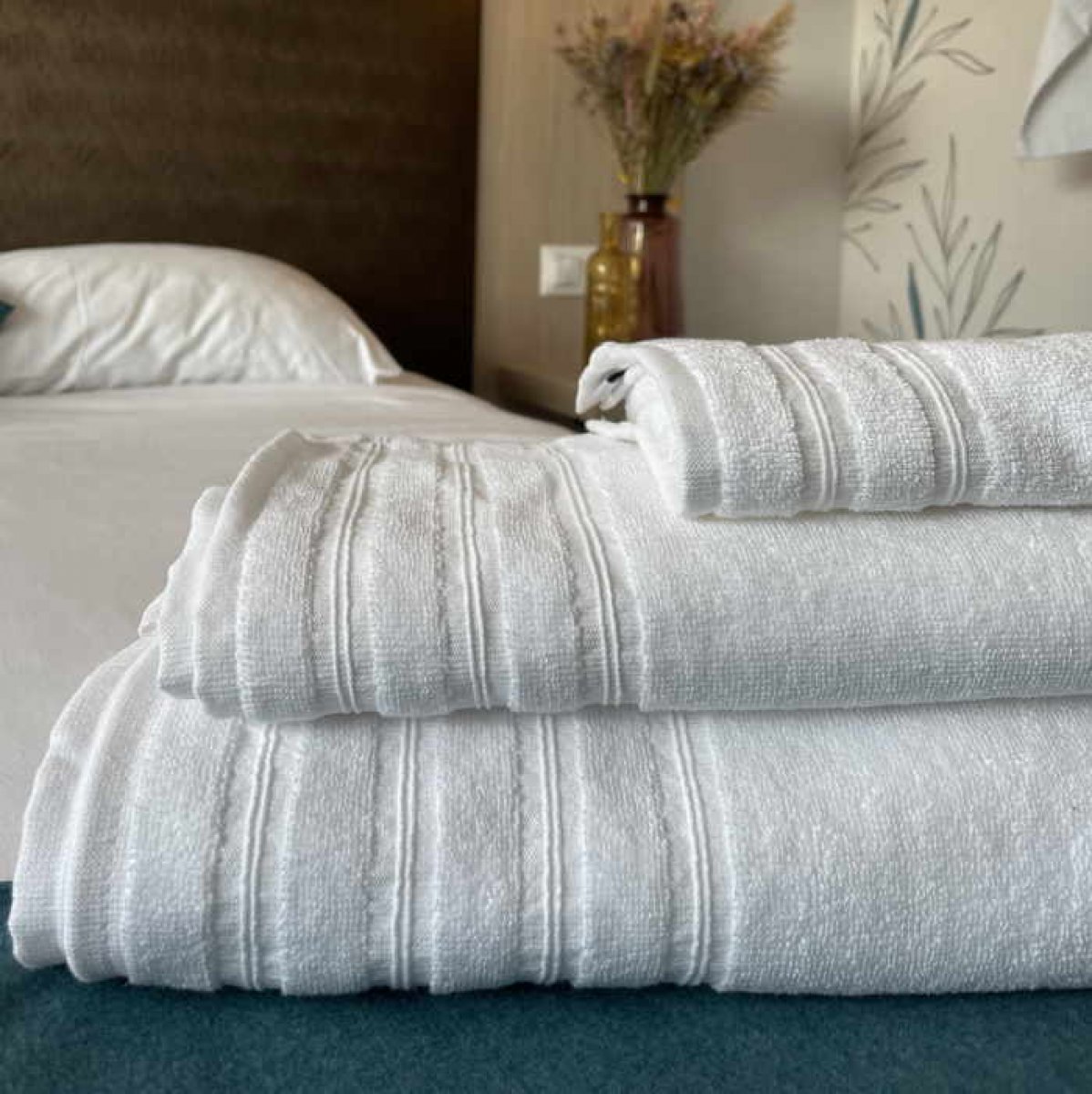 Serviette de toilette blanche pour l'hôtellerie - PROCLAS